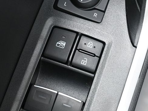 Certified 2022 Toyota RAV4 XLE image 13