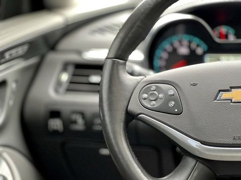 Used 2019 Chevrolet Impala Premier w/ Premier Confidence Package image 34