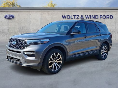 Certified 2022 Ford Explorer ST image 3