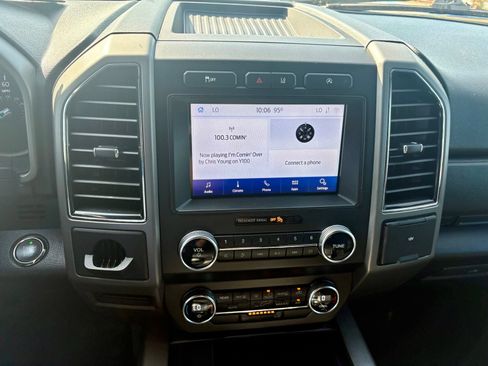 Used 2020 Ford Expedition XLT w/ Equipment Group 201A RWD image 13
