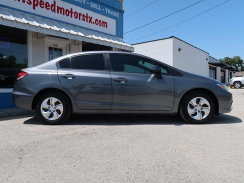 Used 2013 Honda Civic LX image 4