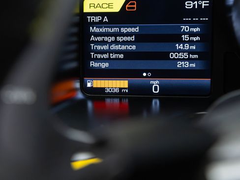 Used 2020 Ferrari 812 Superfast RWD image 27