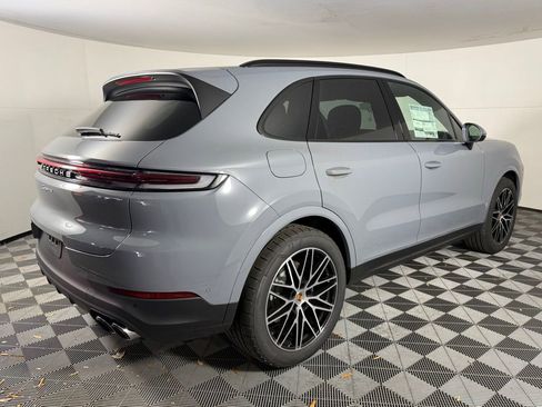 New 2026 Porsche Cayenne image 7