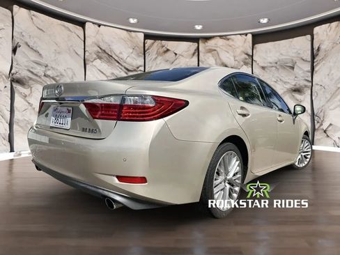 Used 2014 Lexus ES 350 w/ Luxury Package FWD image 8