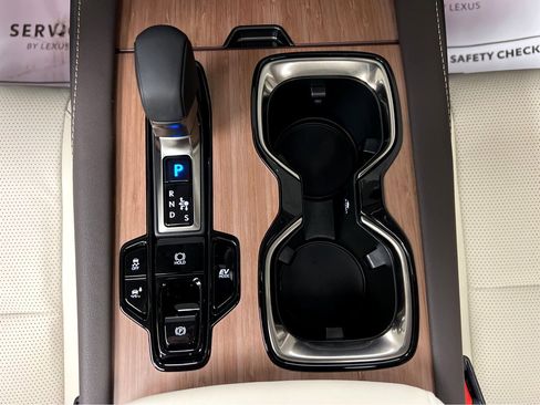 New 2026 Lexus RX 350 image 32