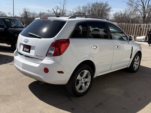 Used 2013 Chevrolet Captiva Sport LTZ image 3