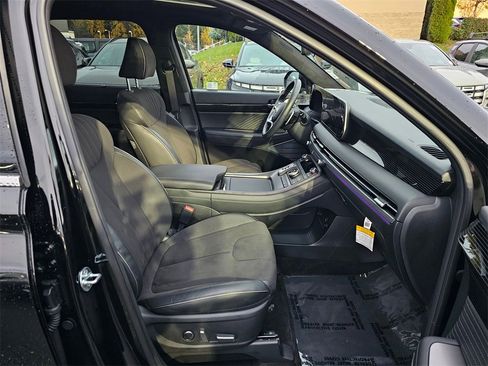 Used 2025 Hyundai Palisade Calligraphy image 10