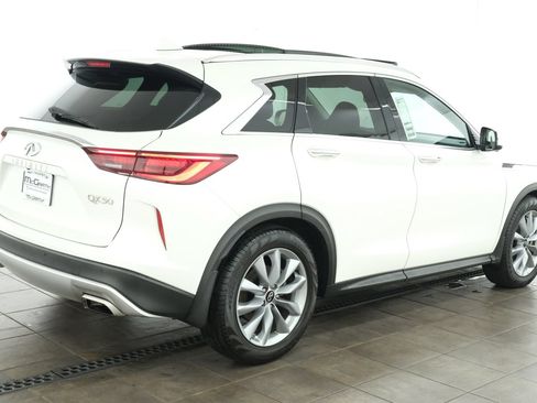 Used 2022 INFINITI QX50 Essential AWD/4WD image 5