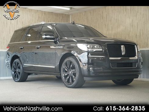 Used 2023 Lincoln Navigator Reserve AWD/4WD image 1