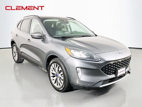 Used 2022 Ford Escape Titanium AWD/4WD image 4