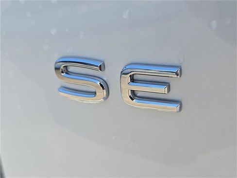 New 2026 Volkswagen Atlas SE image 3