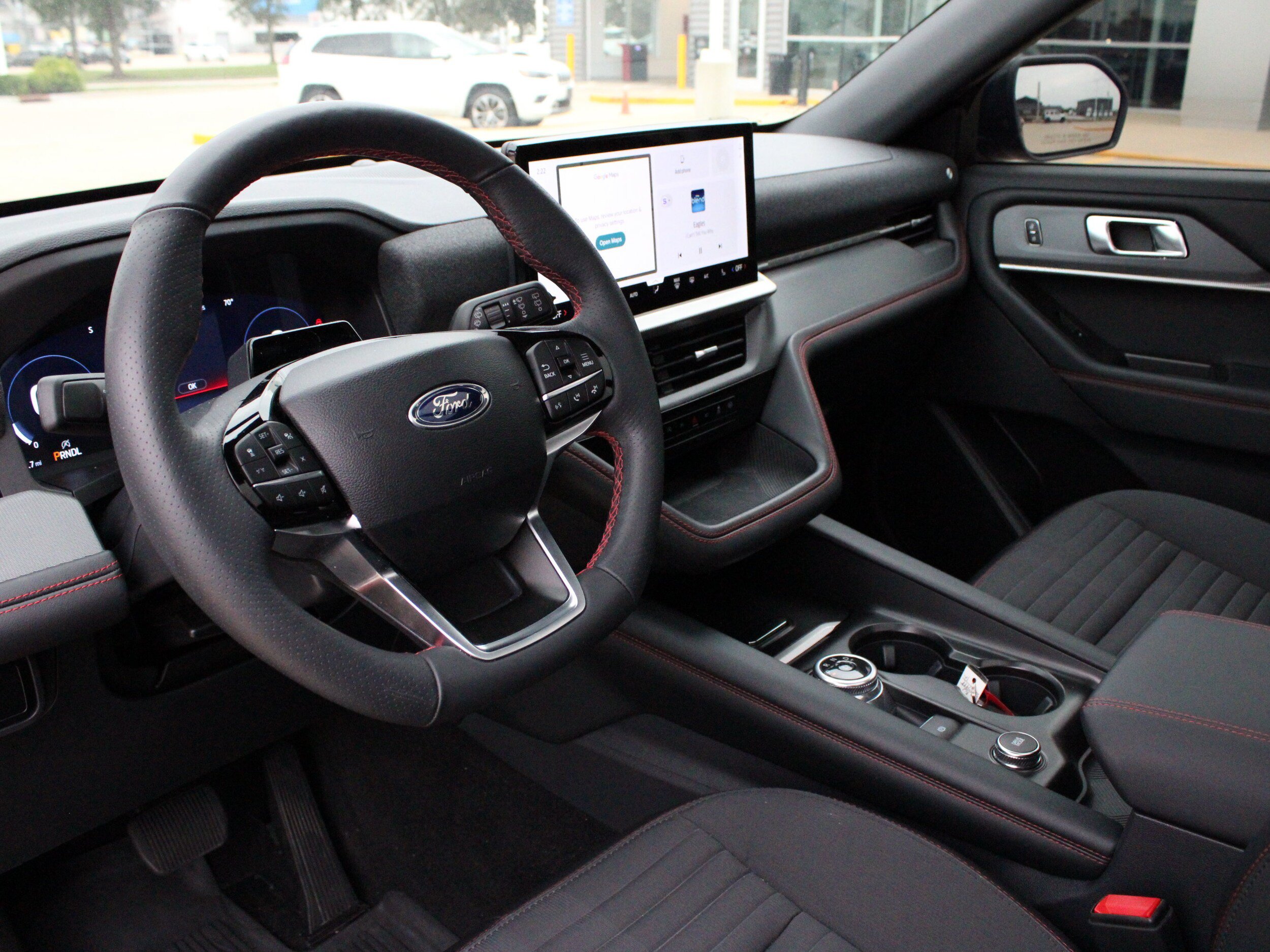 Used 2025 Ford Explorer ST-Line AWD/4WD image 13