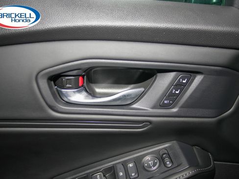 Certified 2023 Honda Accord Sport image 32