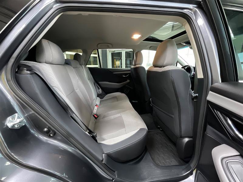 Used 2022 Subaru Outback Premium AWD/4WD image 28