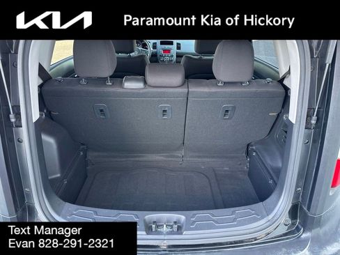 Used 2012 Kia Soul FWD image 11