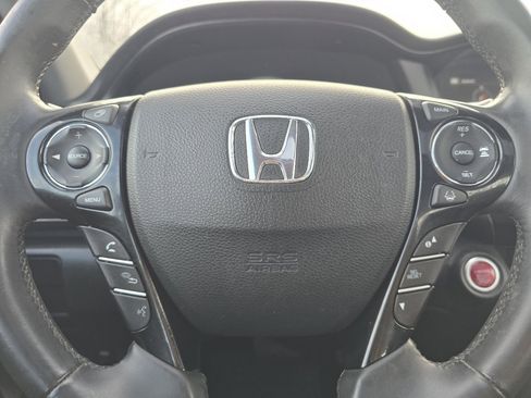 Certified 2017 Honda Accord EX-L image 28