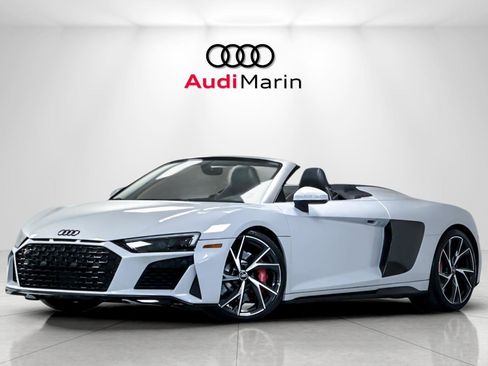Used 2021 Audi R8 V10 w/ Premium Package image 1