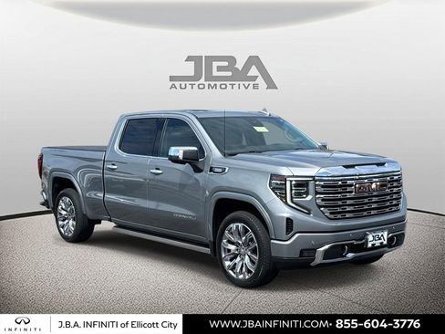 Used 2024 GMC Sierra 1500 Denali w/ Denali Reserve Package AWD/4WD image 1