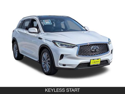 Used 2023 INFINITI QX50 Luxe AWD/4WD image 2