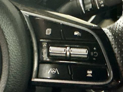 Used 2023 Kia Forte GT-Line w/ GT-Line Premium Package FWD image 10