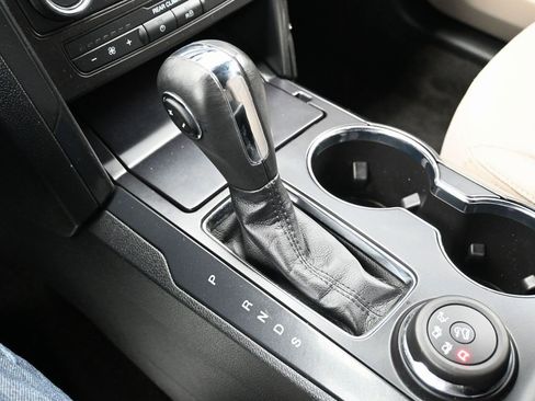 Used 2018 Ford Explorer 4WD w/ Class II Trailer Tow Package image 24