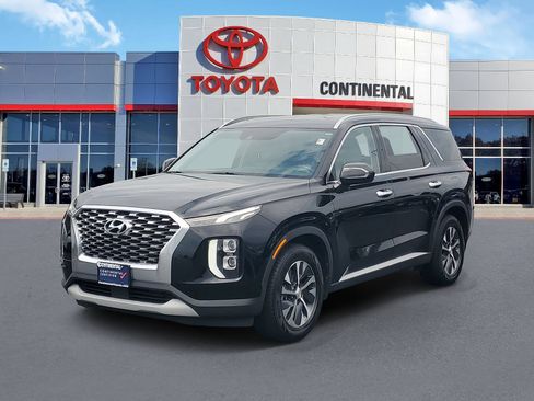 Used 2020 Hyundai Palisade SEL FWD image 3