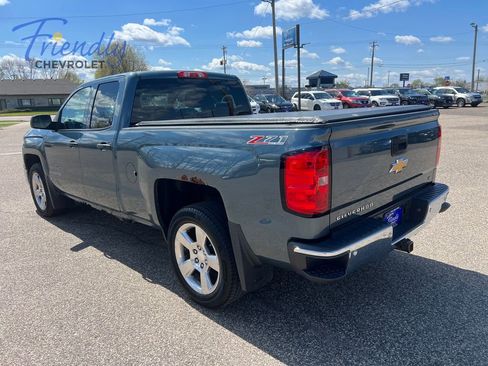 Used 2014 Chevrolet Silverado 1500 LT w/ LT Convenience Package AWD/4WD image 3