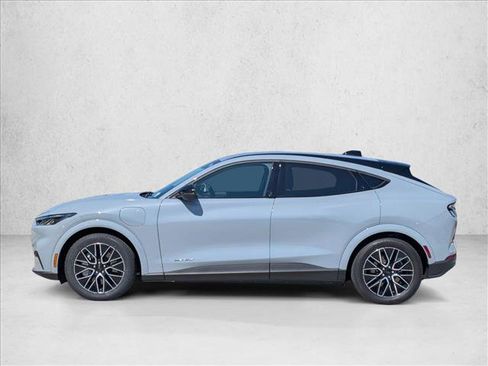 Used 2025 Ford Mustang Mach-E Premium RWD image 9
