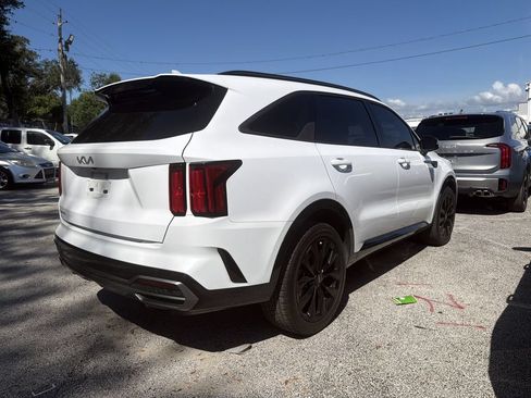 Used 2023 Kia Sorento SX FWD image 9