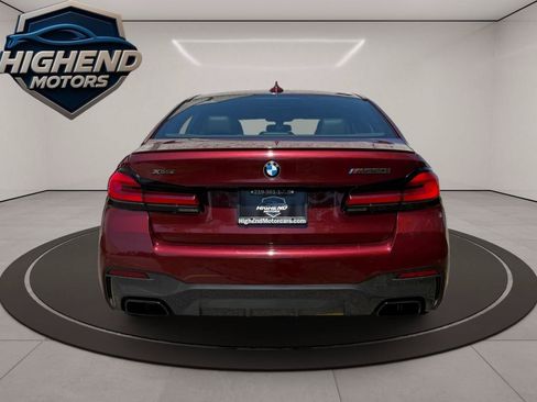Used 2022 BMW M550i xDrive AWD/4WD image 5