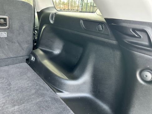 Used 2023 Jeep Grand Cherokee Laredo w/ Luxury Tech Group I image 41