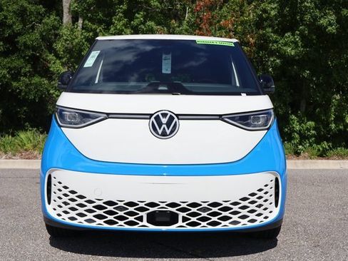 New 2025 Volkswagen ID. Buzz Pro S image 2