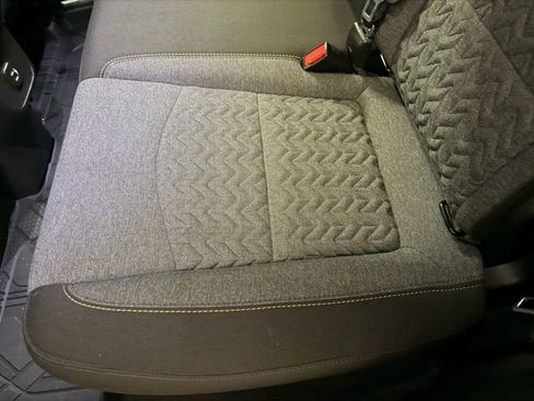 Used 2024 Chevrolet Equinox LT w/ LPO, Floor Liner Package image 18