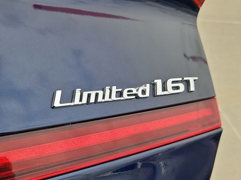Used 2022 Hyundai Sonata Limited FWD image 11