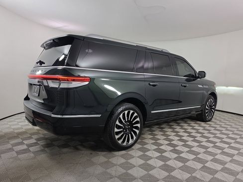 Used 2024 Lincoln Navigator L Black Label AWD/4WD image 7