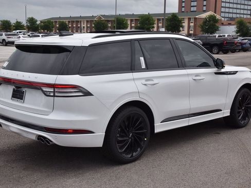 New 2026 Lincoln Aviator Reserve AWD/4WD image 6