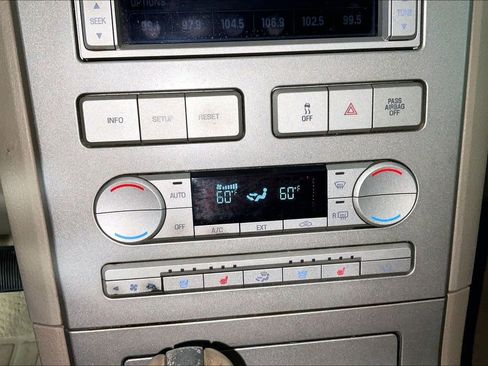 Used 2007 Lincoln MKX 2WD image 32