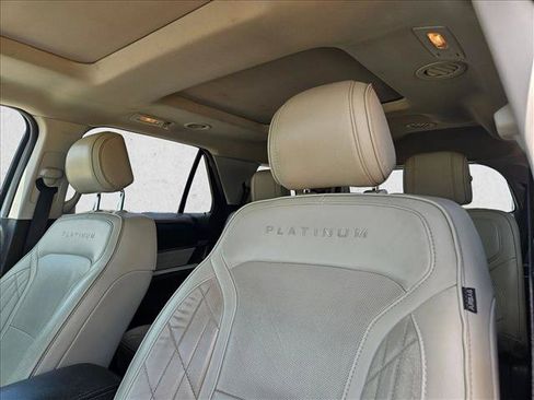 Used 2016 Ford Explorer Platinum AWD/4WD image 10
