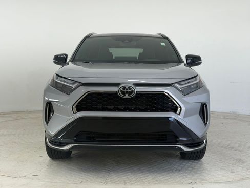 Used 2025 Toyota RAV4 XSE AWD/4WD image 6