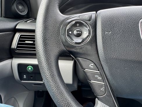 Used 2015 Honda Accord EX image 13