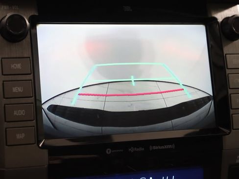 Used 2020 Toyota Tundra Platinum image 10