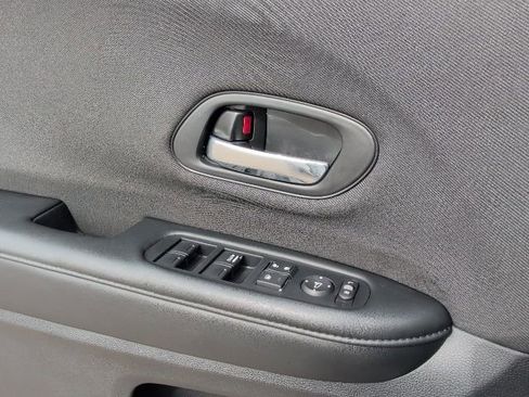 Used 2021 Honda HR-V Sport image 13