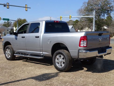 Used 2024 RAM 2500 Big Horn w/ Bed Utility Group image 5