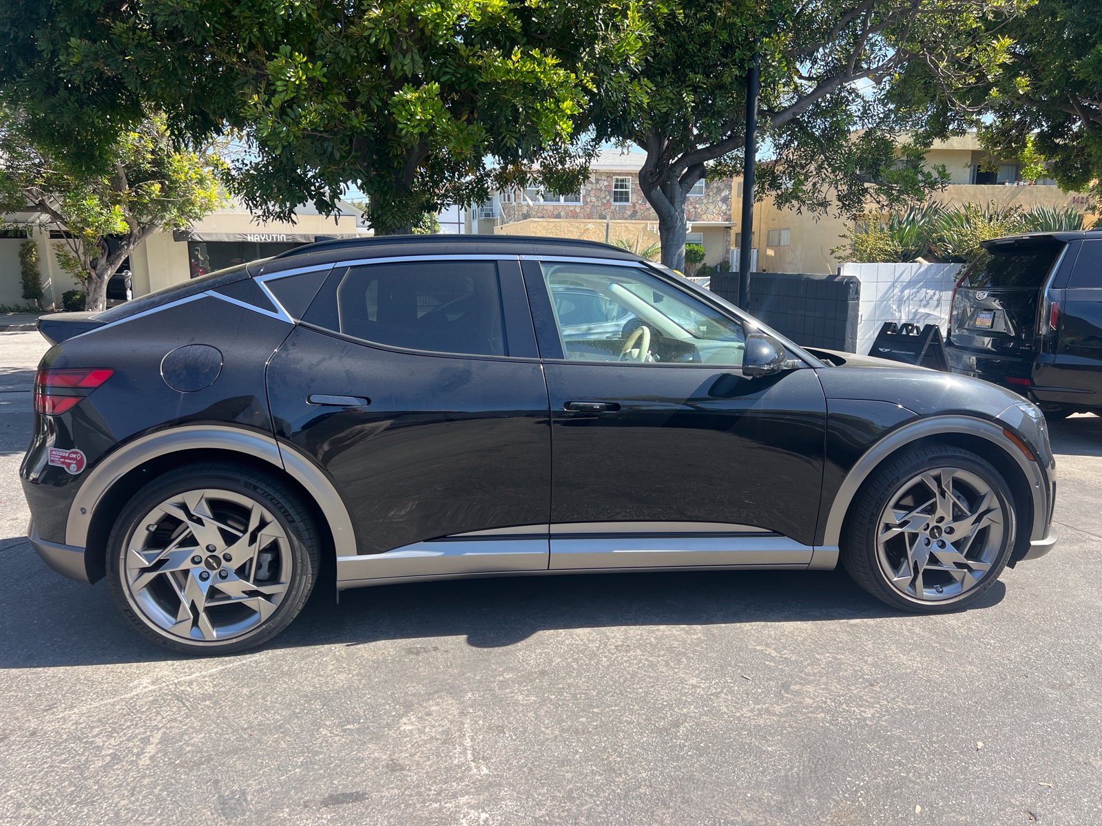 Used 2023 Genesis GV60 Performance AWD/4WD image 7