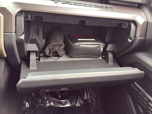 Used 2024 Toyota Tacoma SR5 image 37