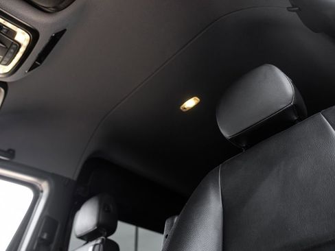 Used 2025 Mercedes-Benz Sprinter 2500 w/ Dashboard Charging Package image 29