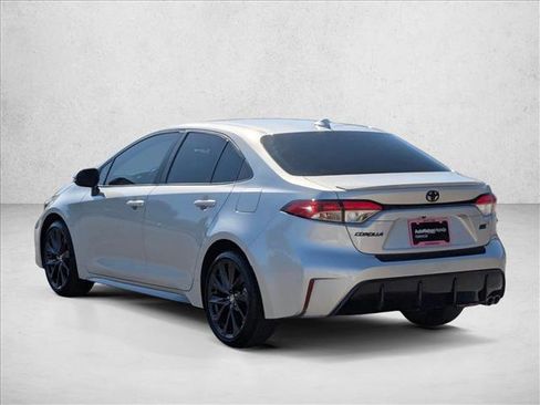 Used 2023 Toyota Corolla SE FWD image 8