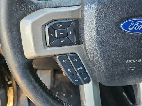 Used 2019 Ford F150 Lariat image 21