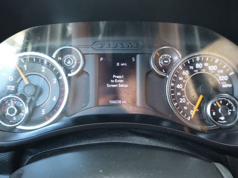 Used 2022 RAM 3500 Tradesman w/ Chrome Appearance Group image 33