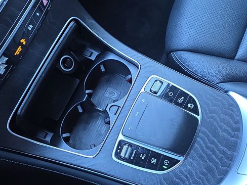 Certified 2021 Mercedes-Benz GLC 300 4MATIC image 24